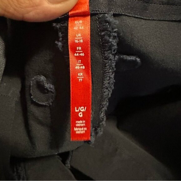 SPANX Ankle Straight Leg Jeans Black - Size Large (High Rise Sculpting Denim) - Picture 8 of 10